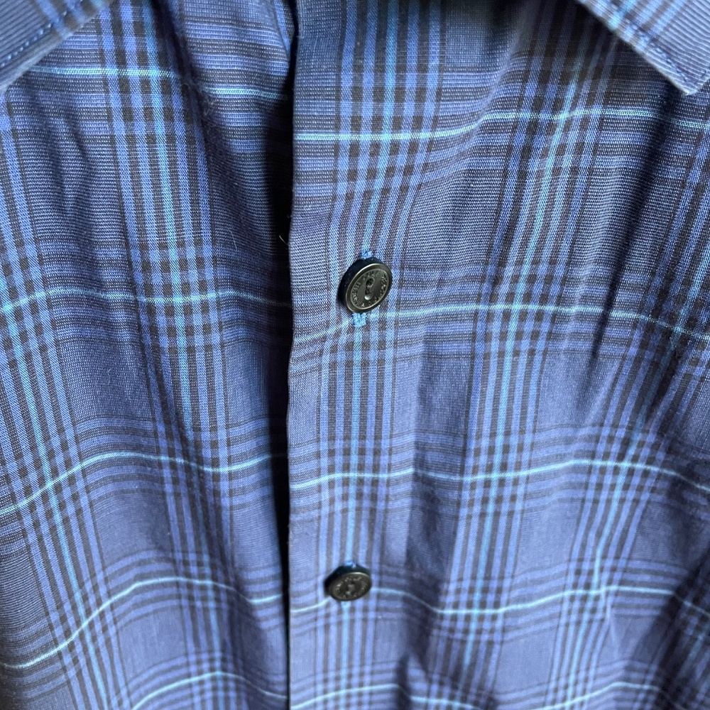 Kenneth Cole Reaction slim fit long sleeve, button down shirt - Men's Large - Picture 7 of 11